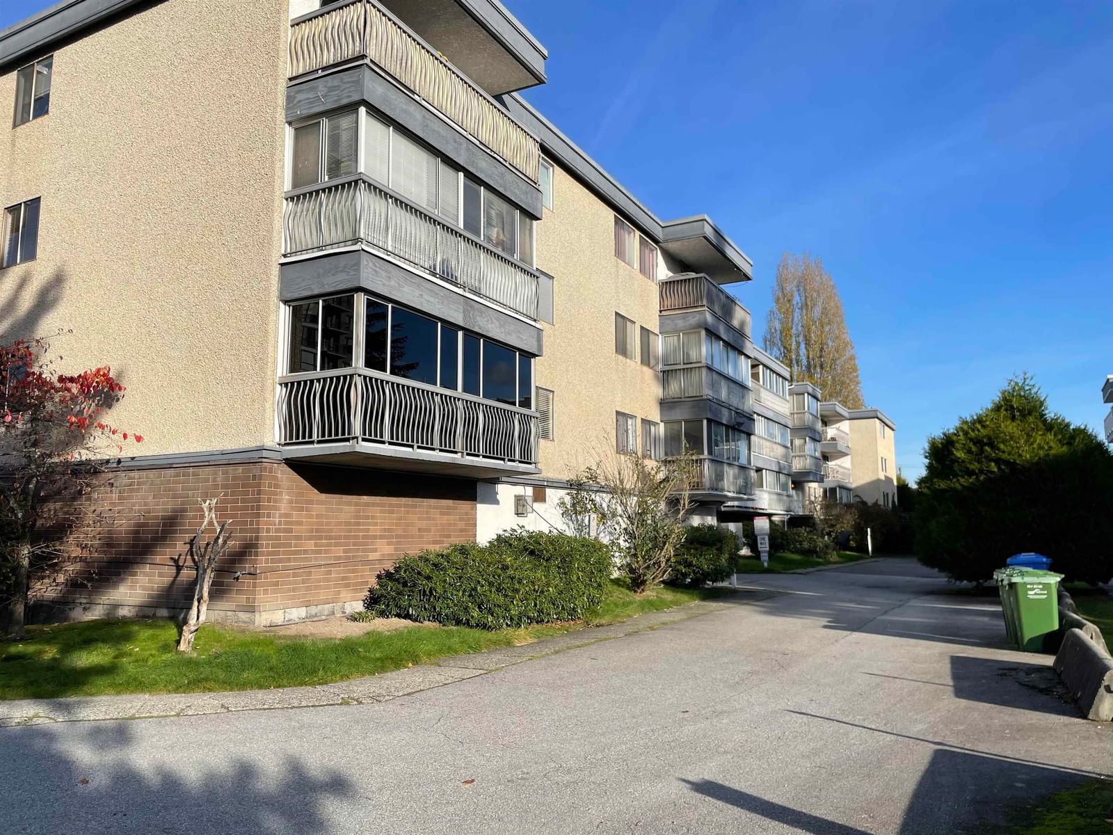 Listing Image 20