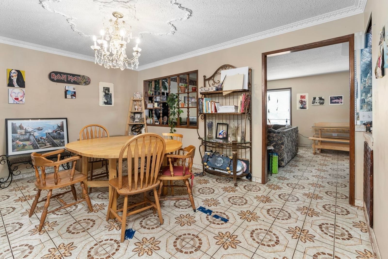 Listing photo 5