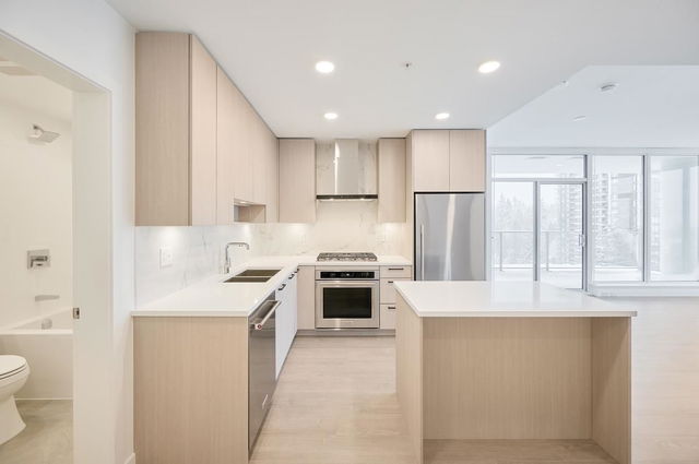 1502 - 555 Sydney Avenue