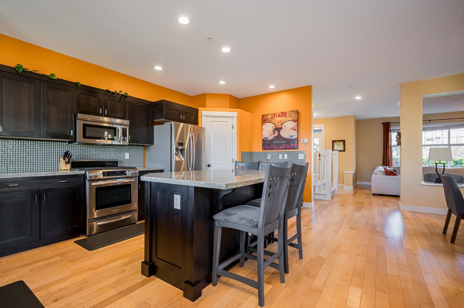 Listing Image 15