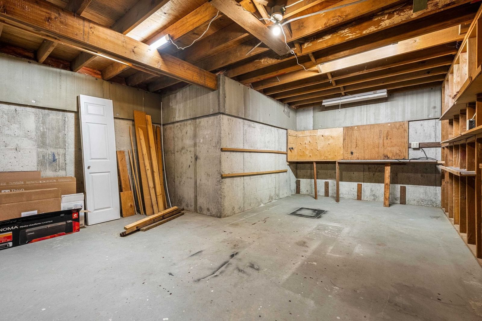 Listing Image 19