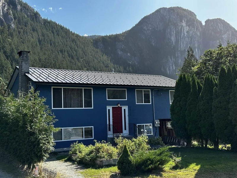 38320 Fir Street, Squamish, British Columbia (MLS R2834514)