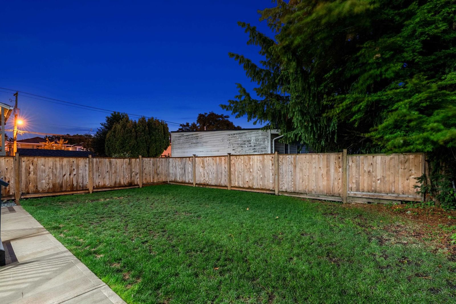 Listing Image 38