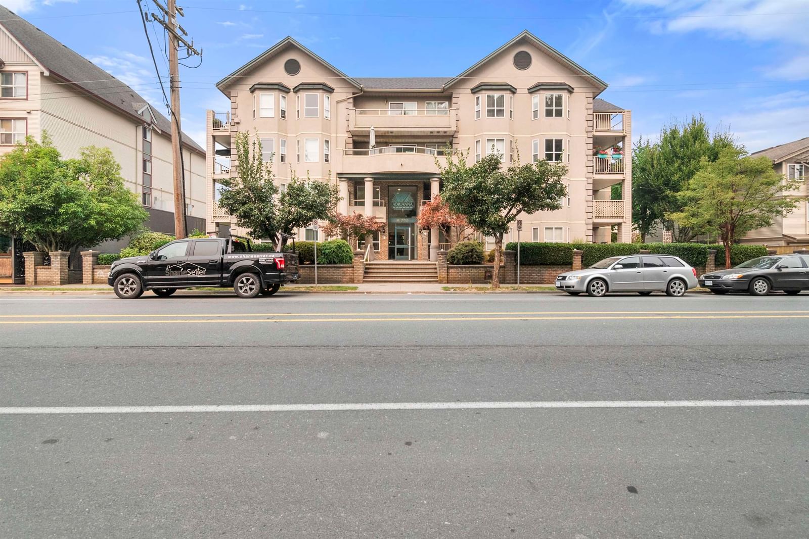 Listing Image 14