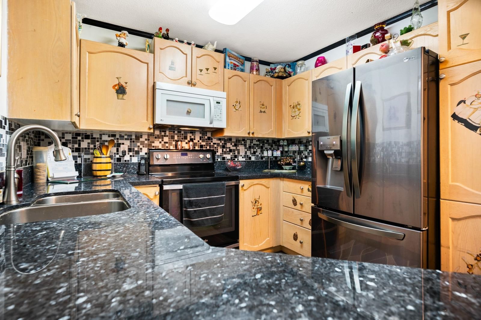 Listing Image 14