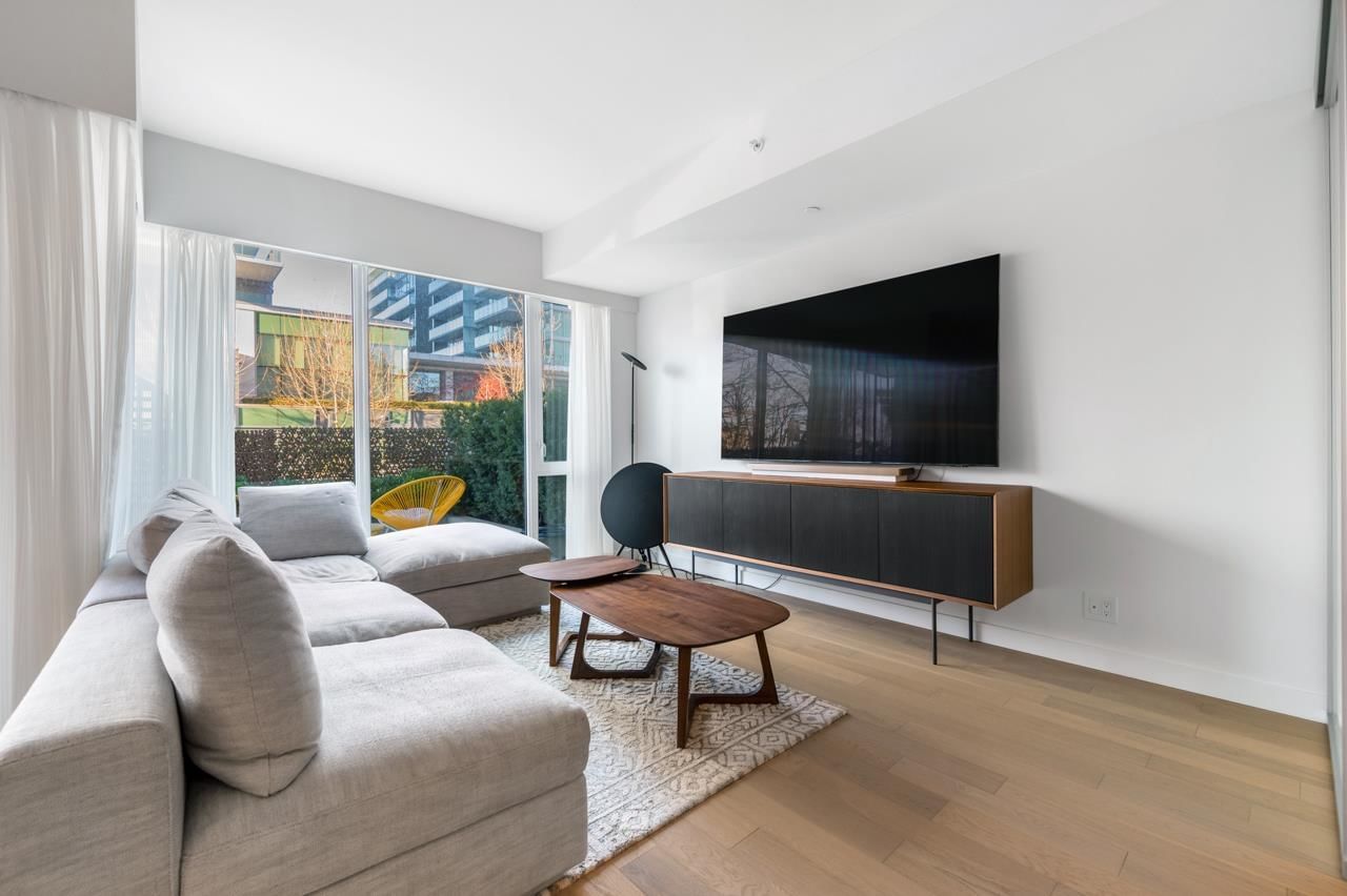 Listing Image 11