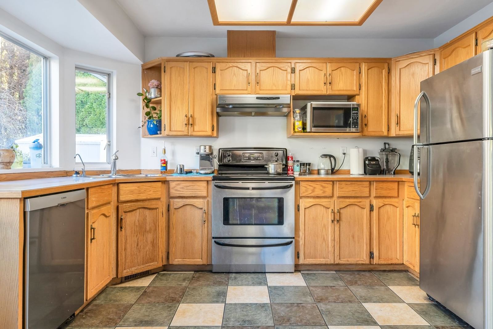 Listing Image 10
