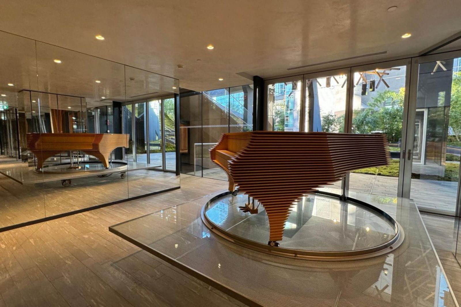 Listing Image 11