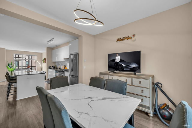 15 - 9728 Alexandra Road