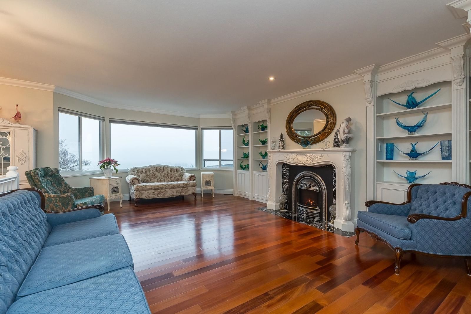Listing Image 12