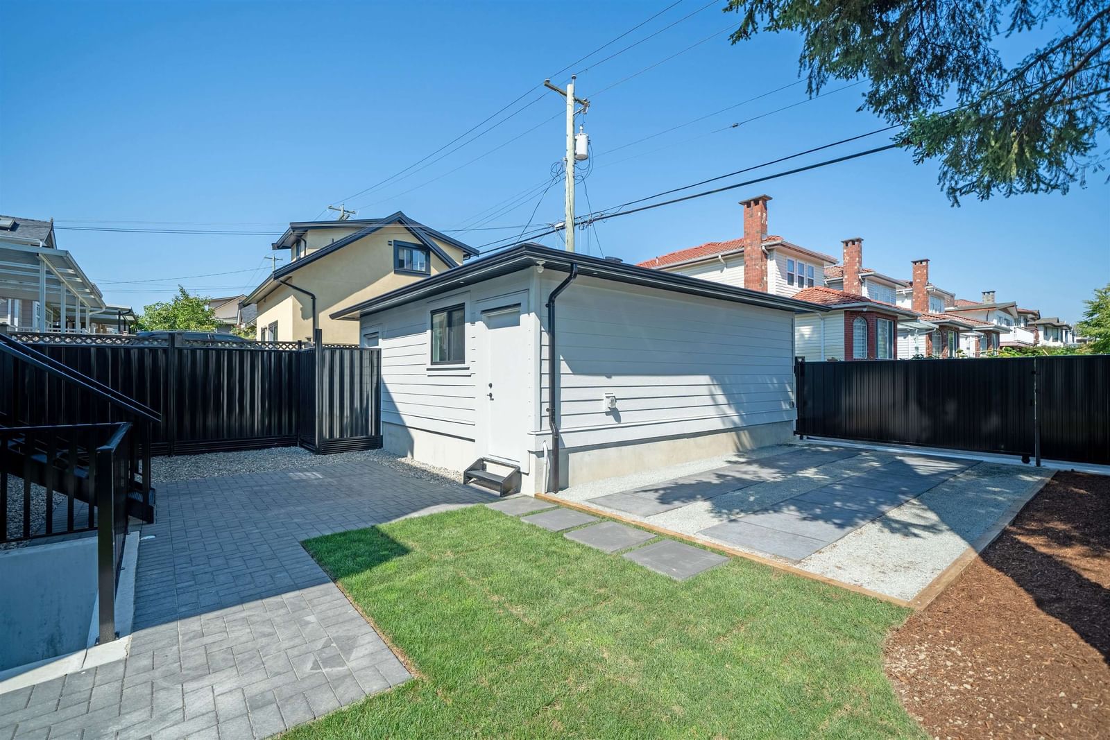 Listing Image 22