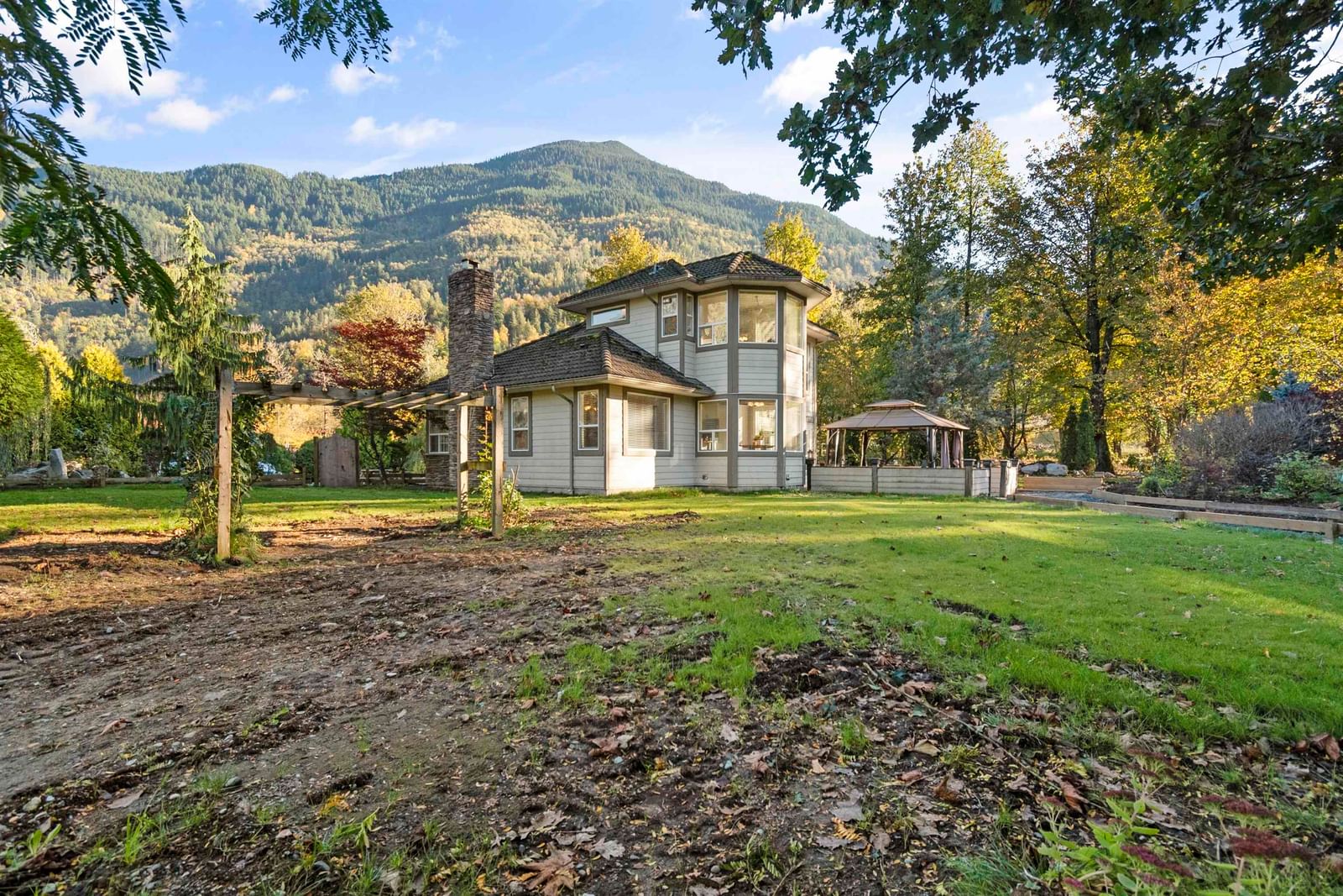 Listing Image 6