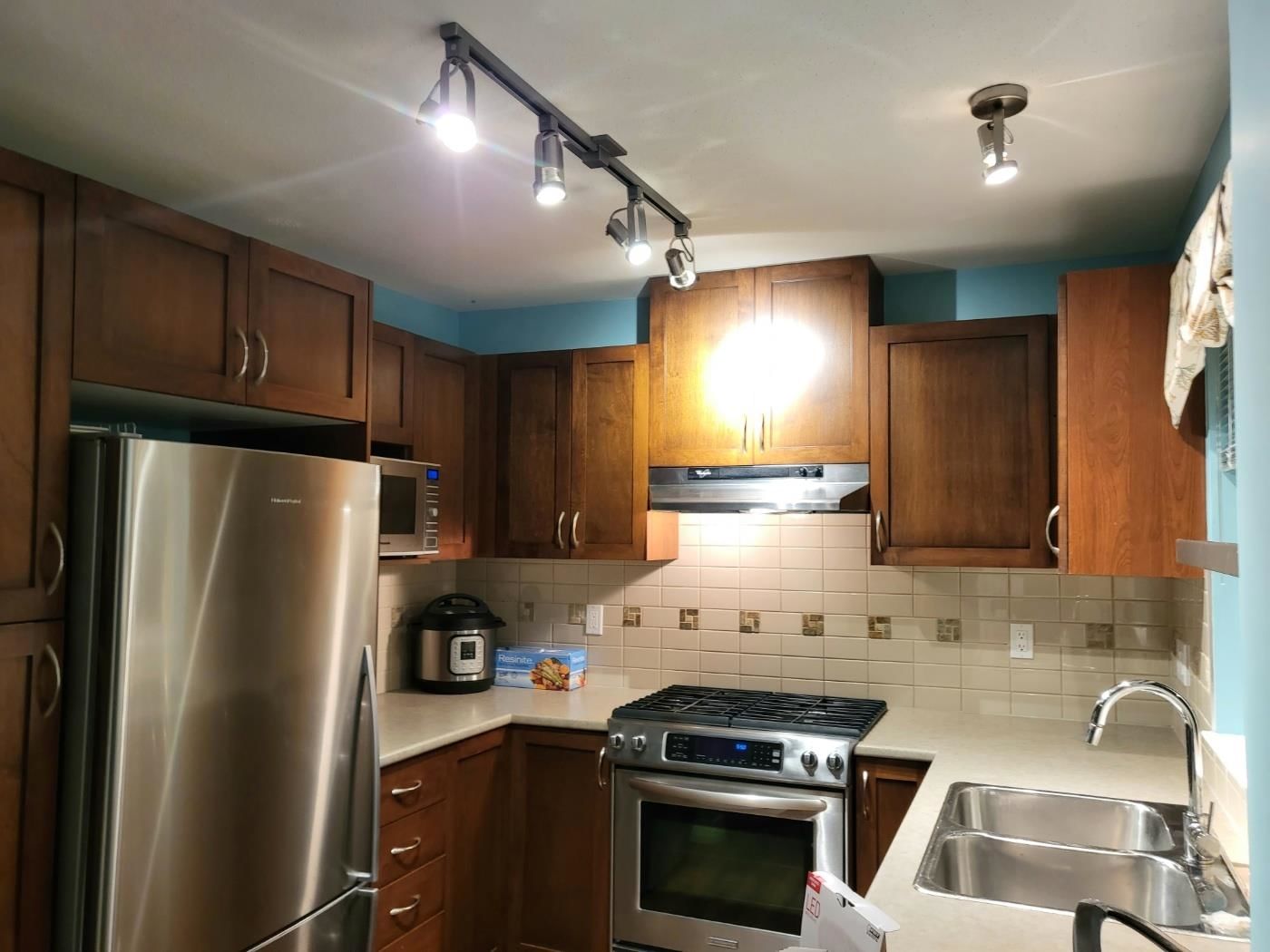 Listing Image 14