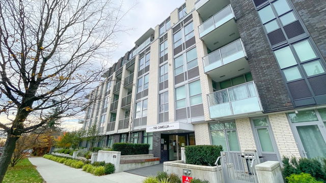 206 - 6733 Cambie Street