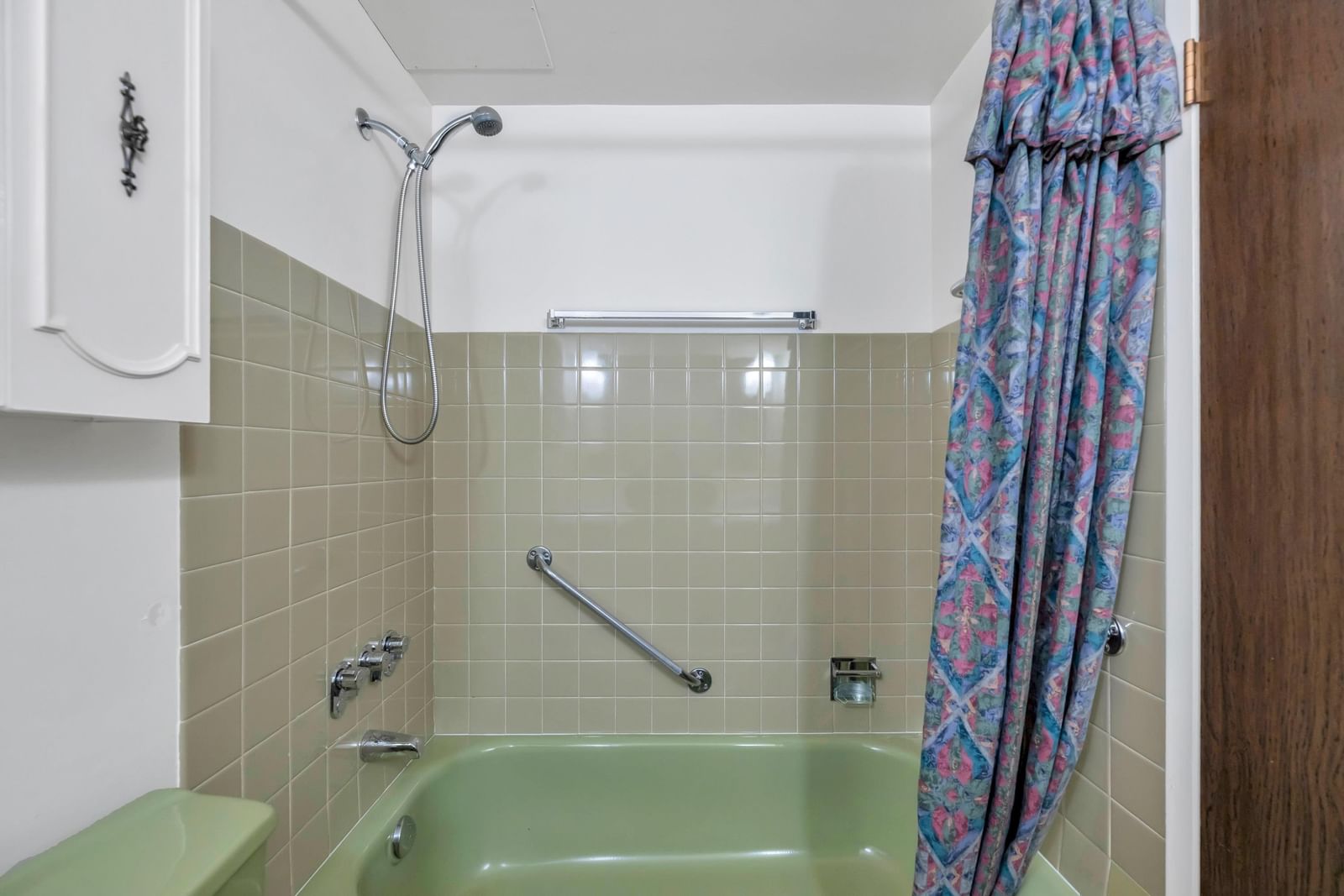 Listing Image 12