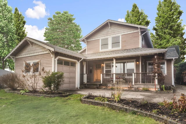 1359 Briarlynn Crescent
