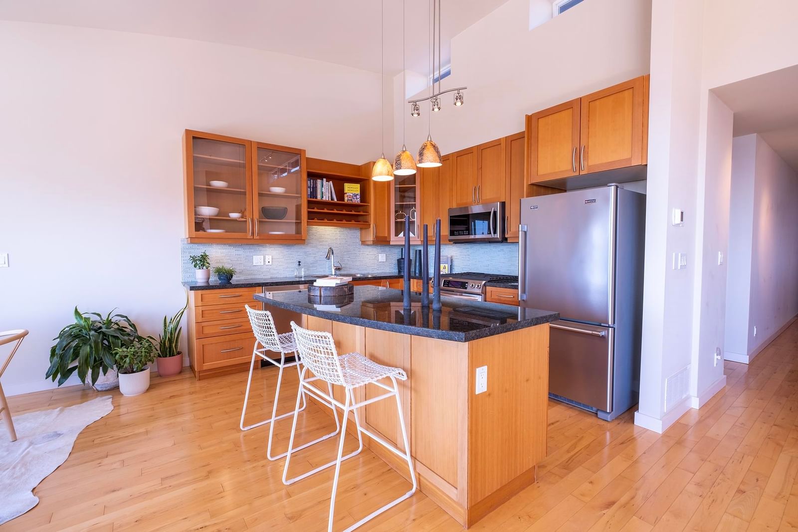 Listing Image 12