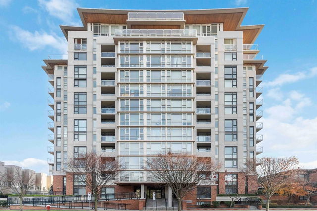 205 - 6888 Cooney Road