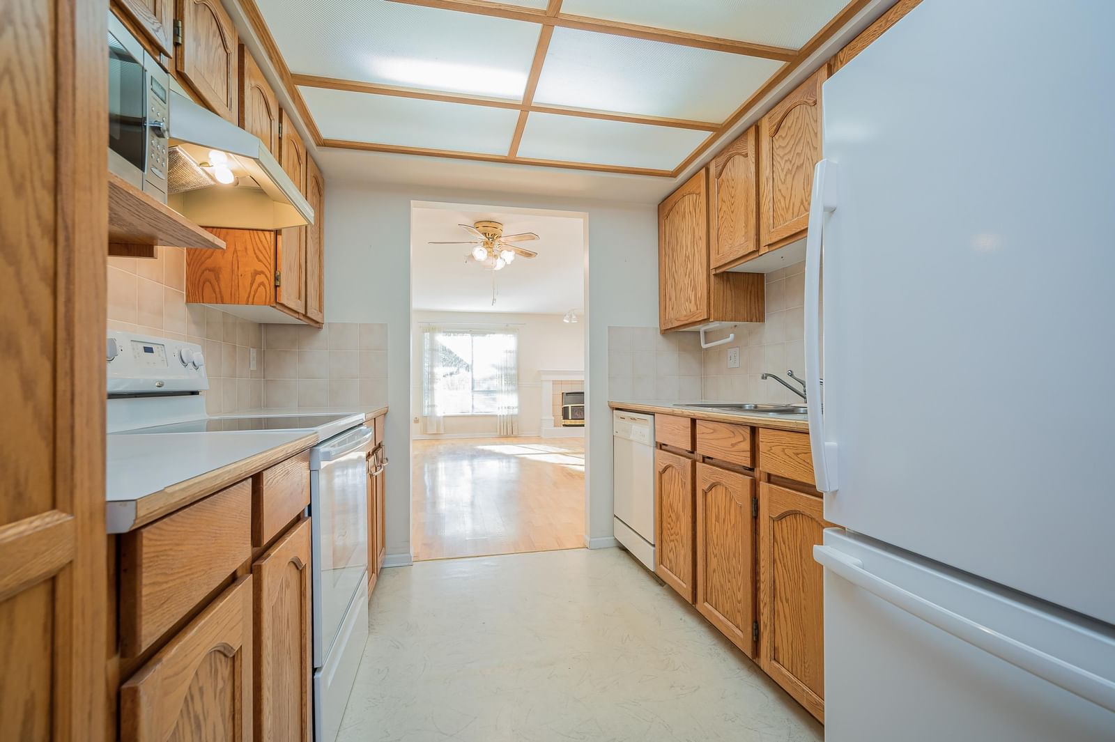 Listing Image 18