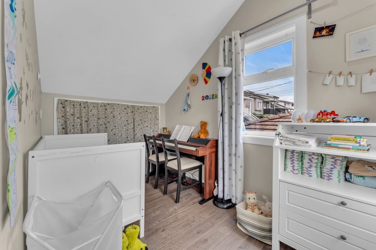 Listing Image 15