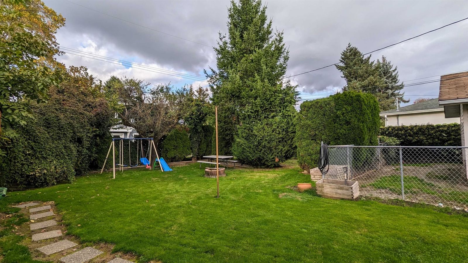 Listing Image 18