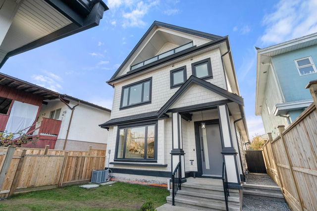 380 Woodstock Avenue