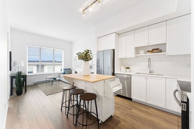 615 - 15858 Fraser Highway