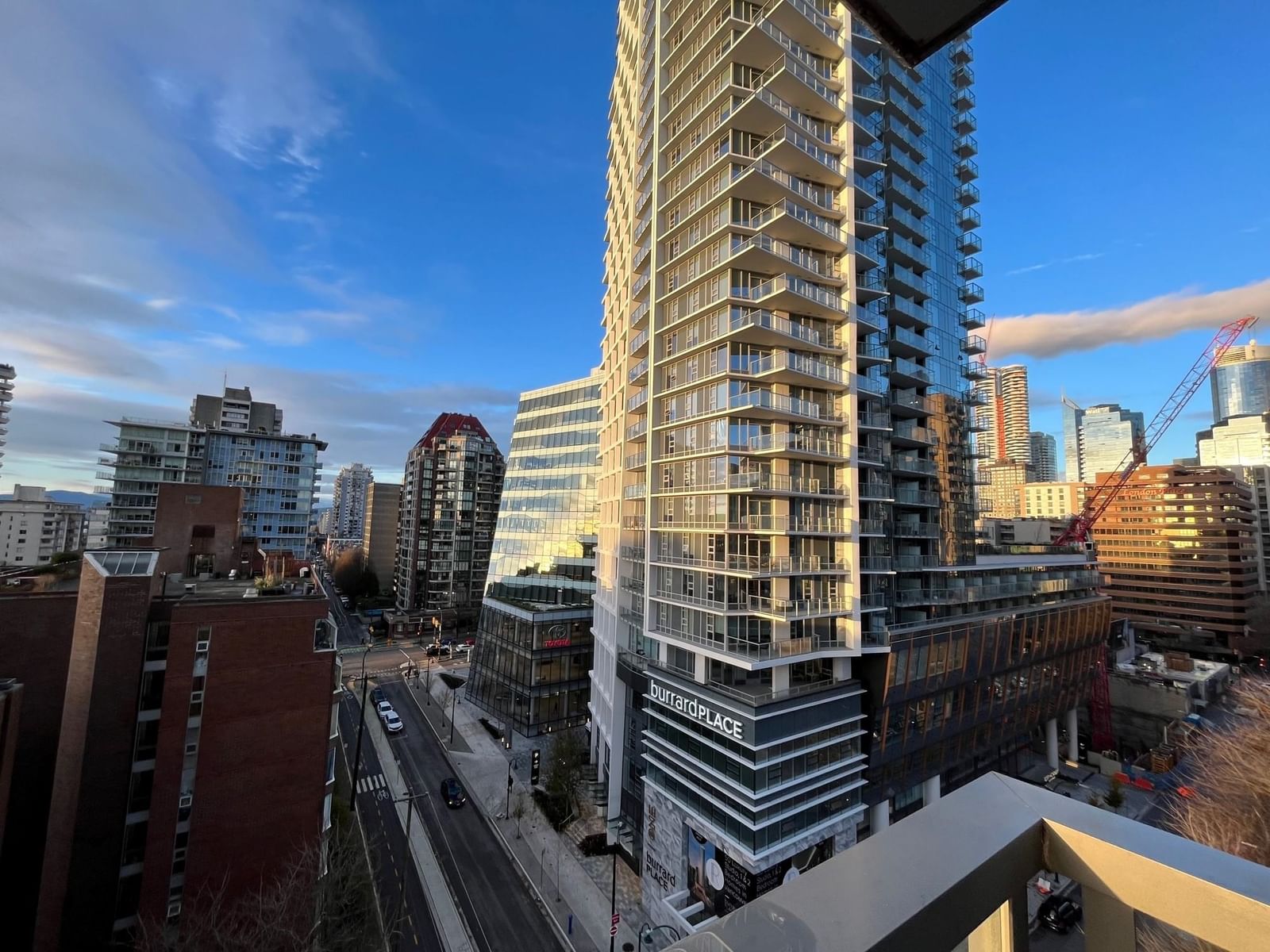 Listing Image 10
