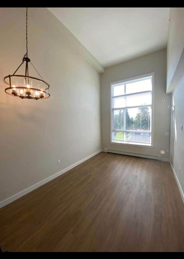 518 - 11077 Ravine Road