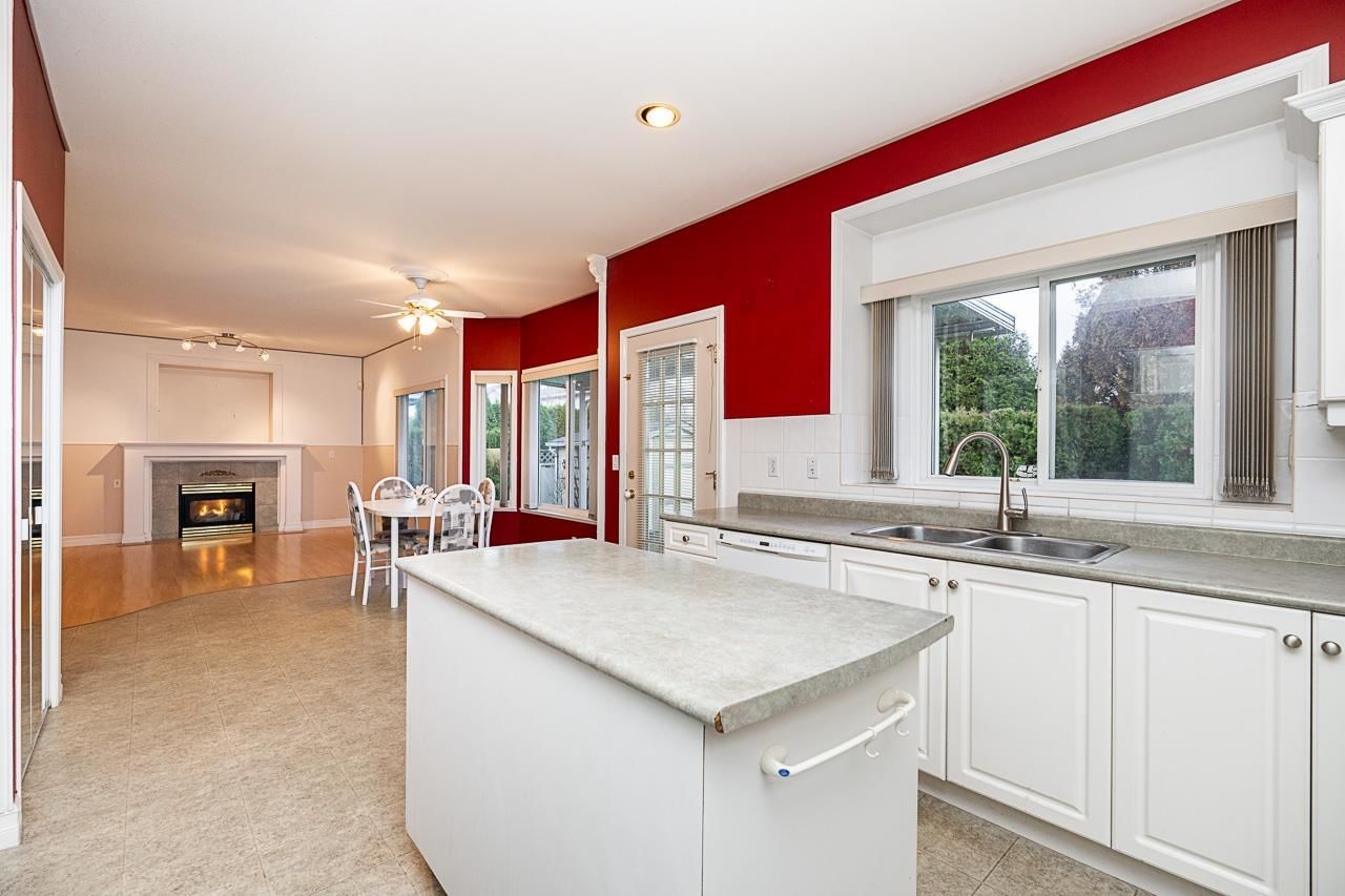 Listing Image 15