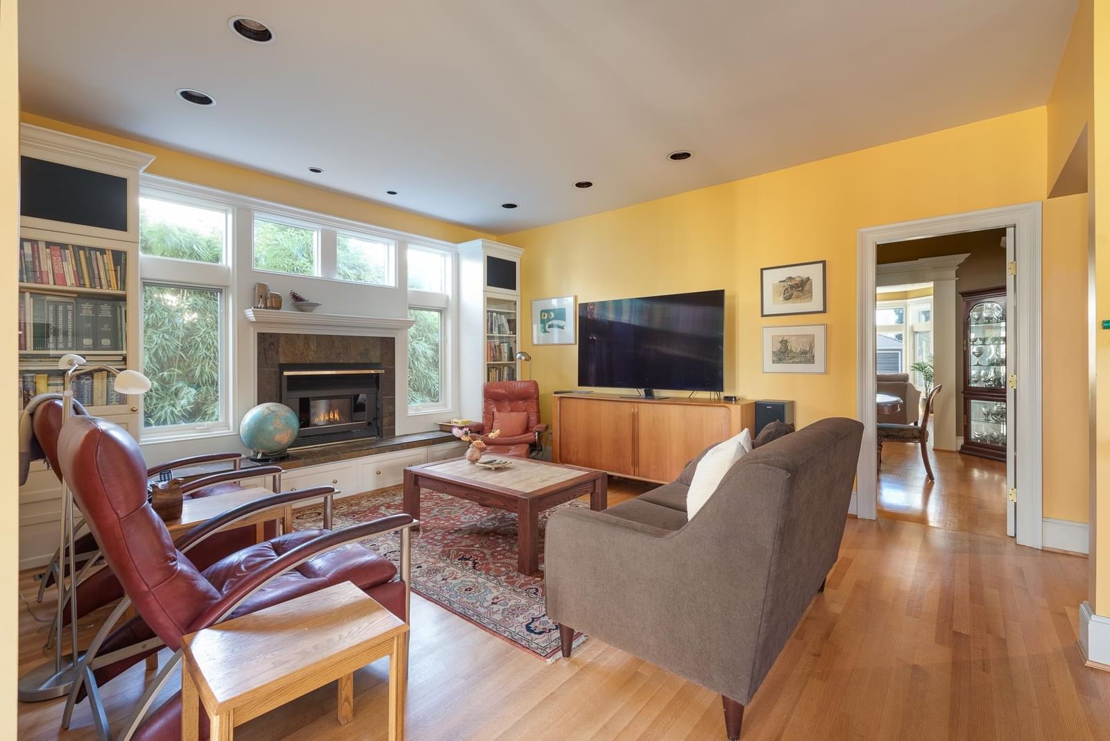 Listing Image 14