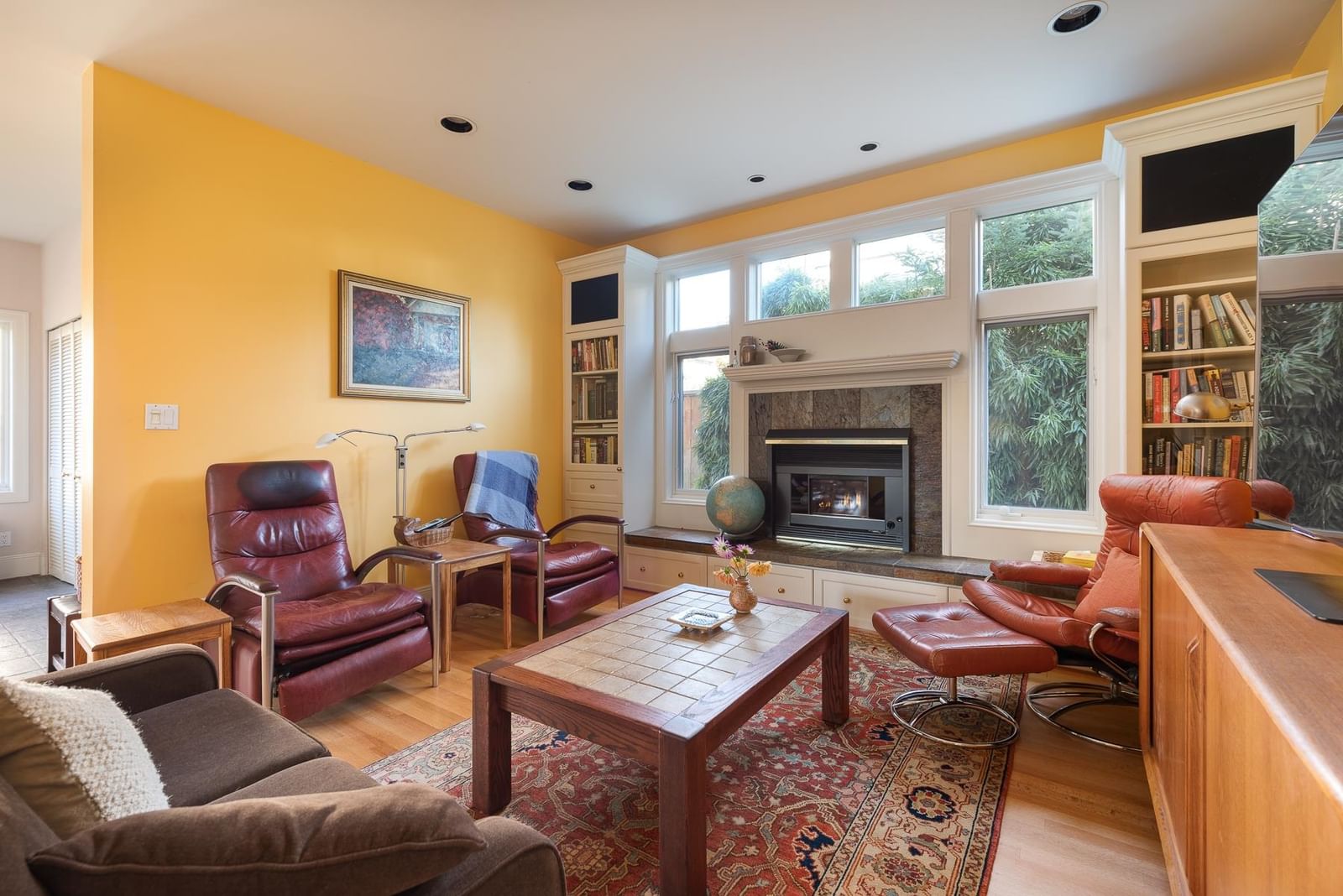 Listing Image 15