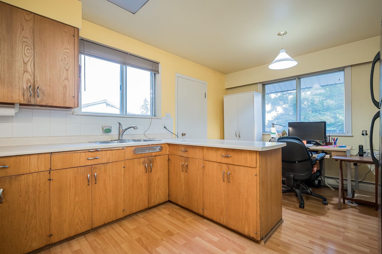 Listing Image 13