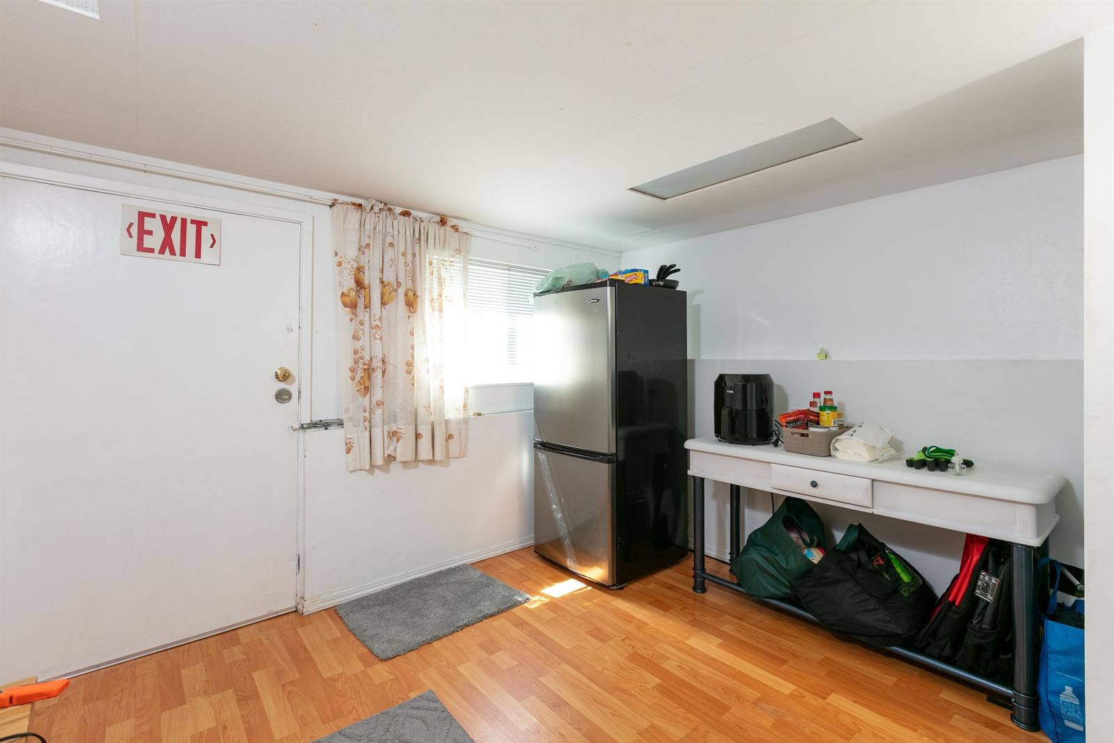 Listing Image 25