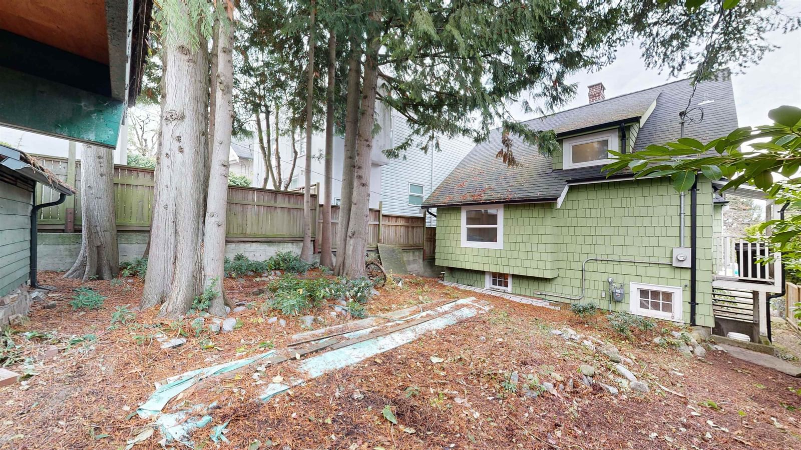 Listing Image 15