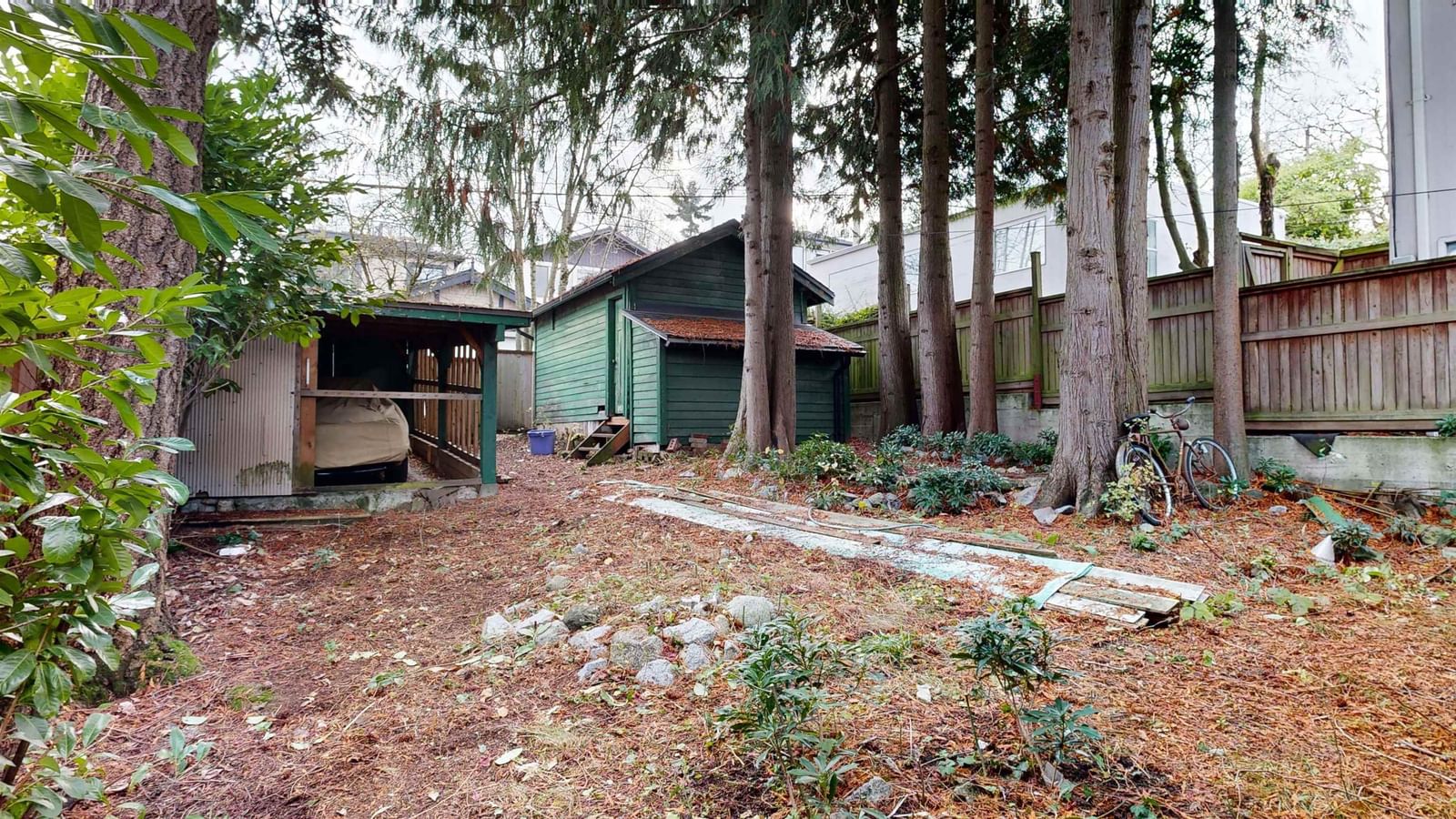 Listing Image 16