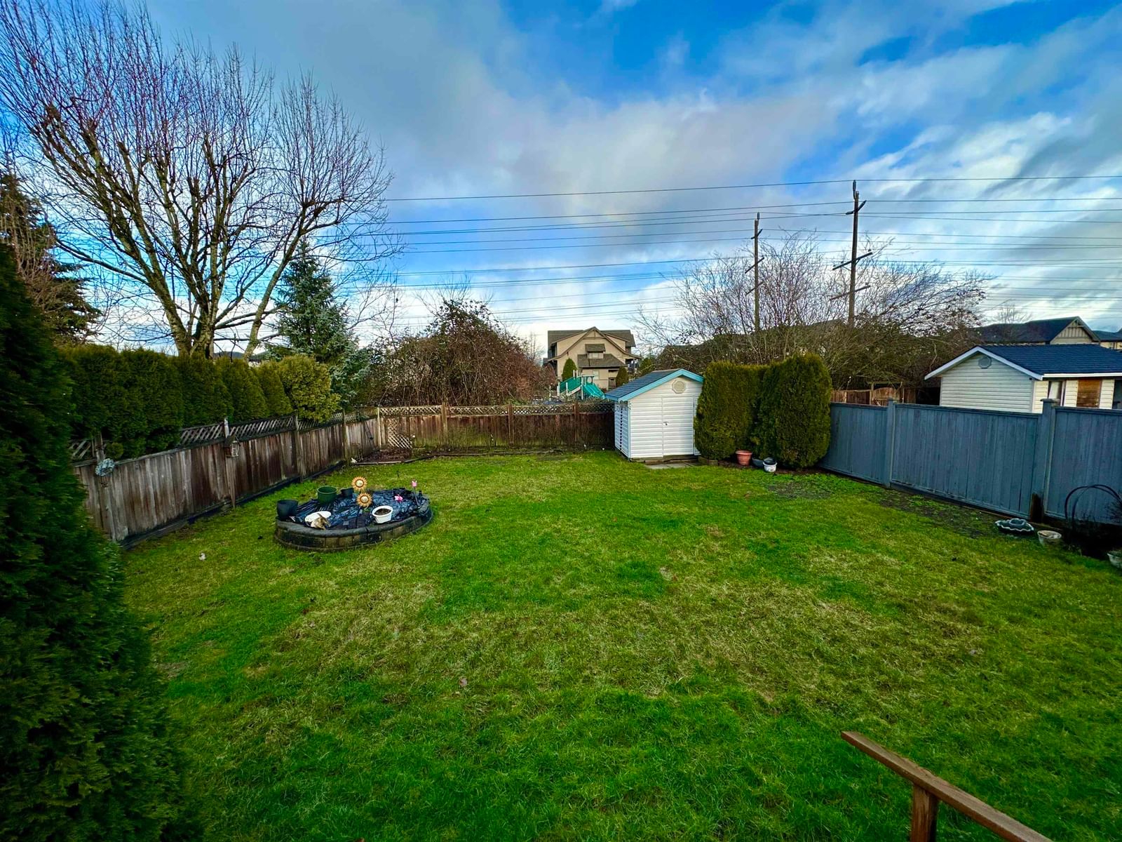 Listing Image 25