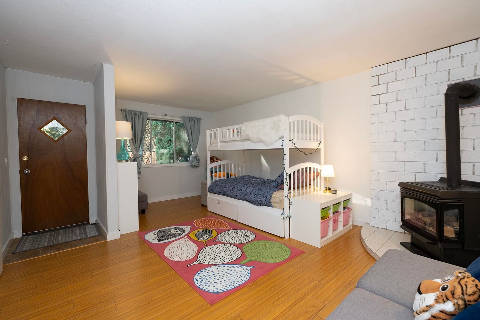 Listing Image 15