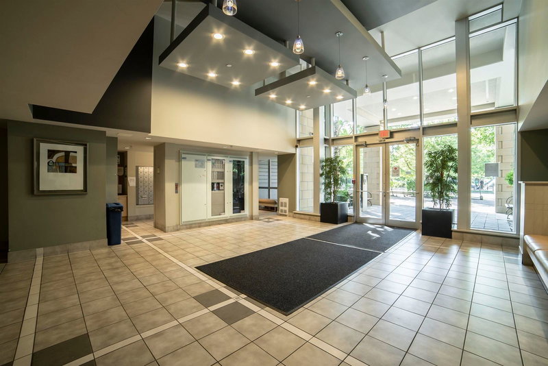 21F - 3663 Crowley Drive, Vancouver, V5R 6H4 | Image 2