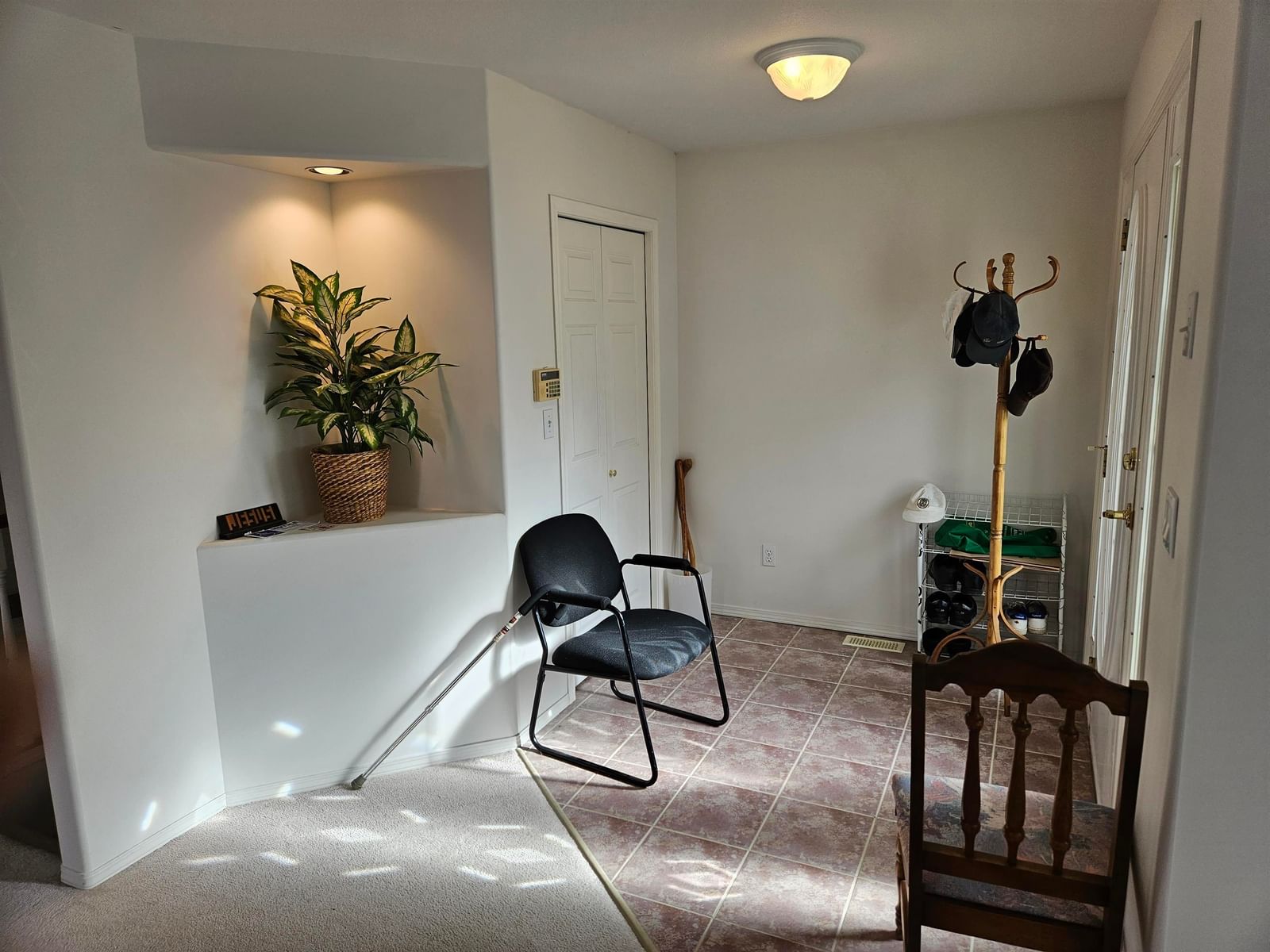 Listing Image 14