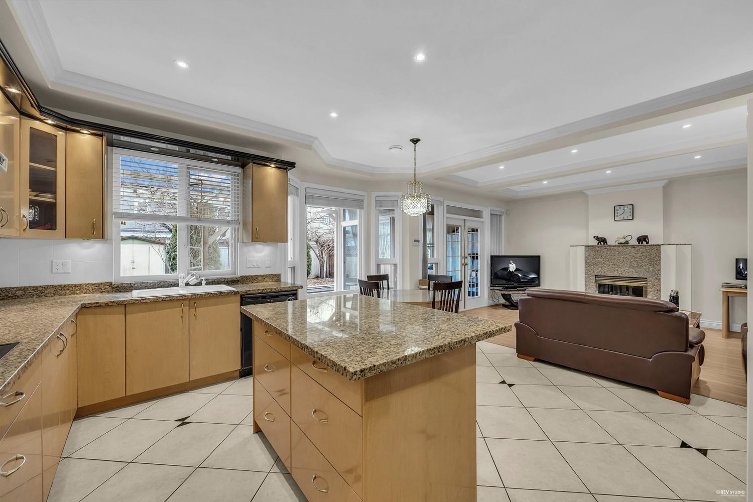 Listing Image 19