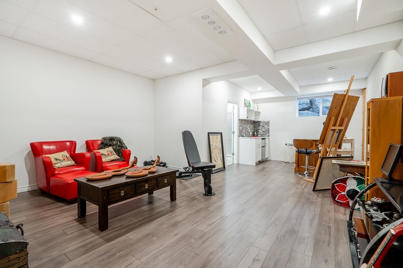 Listing Image 31
