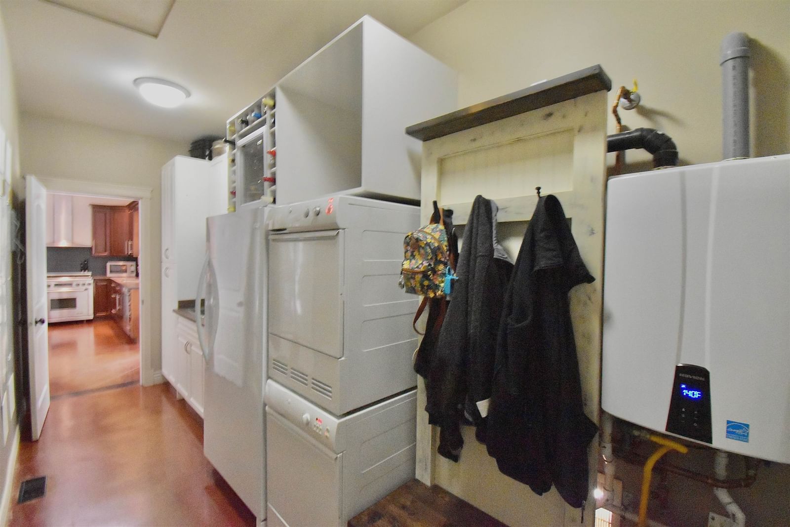 Listing Image 21