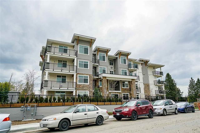 102 - 19940 Brydon Crescent