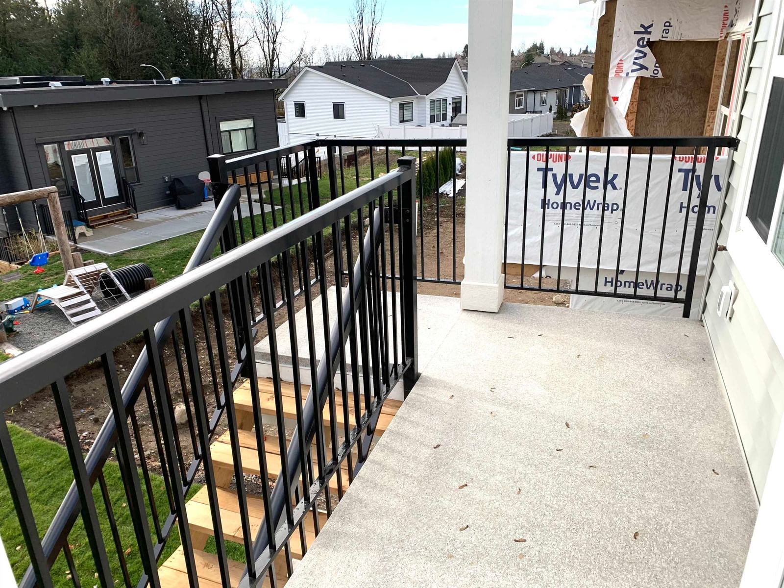 Listing Image 11