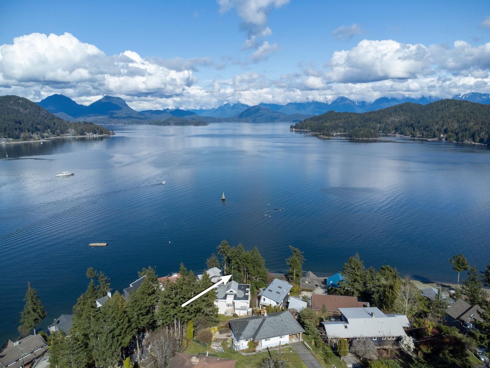 Listing Image 8