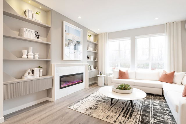 105 - 5311 Admiral Way