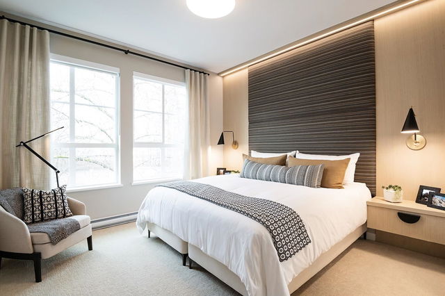 62 - 5311 Admiral Way