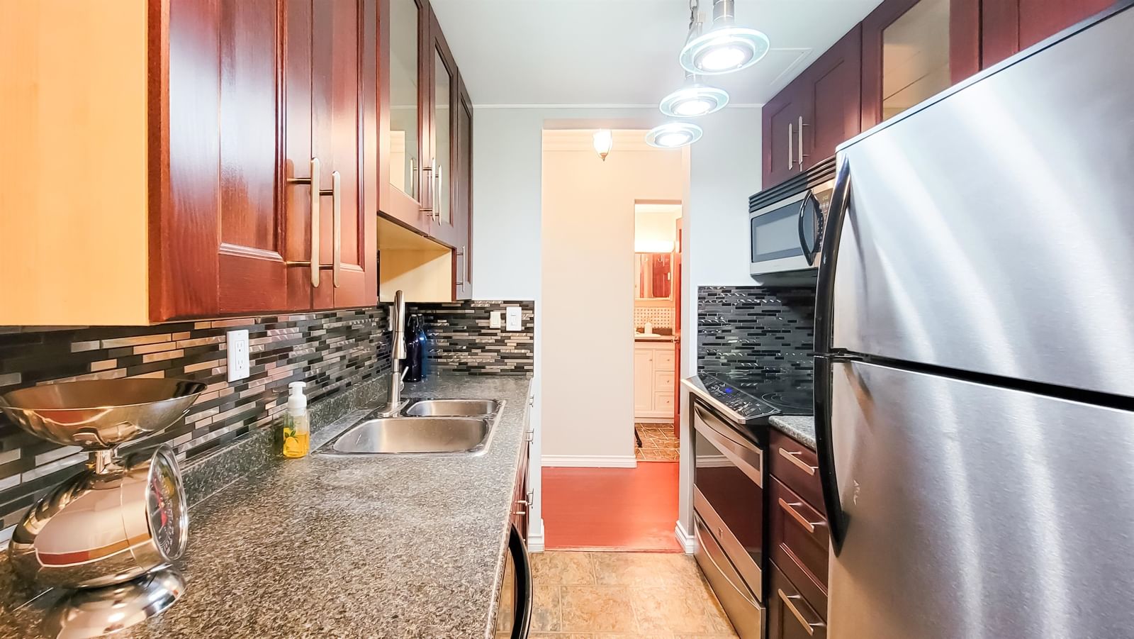 Listing Image 13