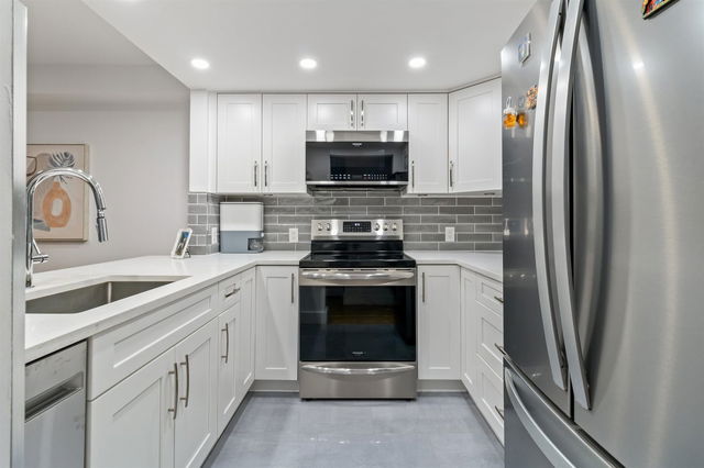 39 - 7428 Southwynde Avenue